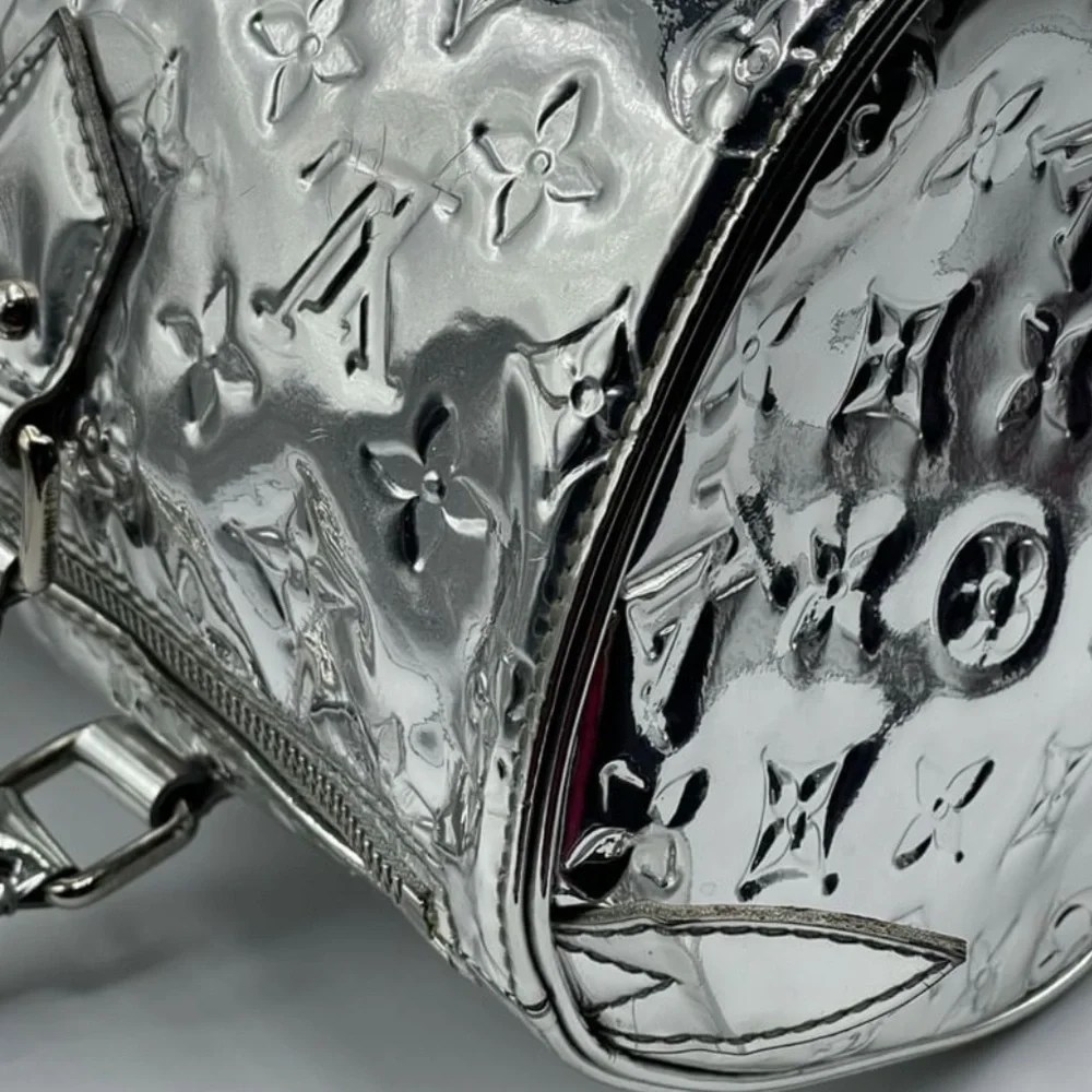 Louis Vuitton Limited Edition Silver Monogram Miroir Speedy 35 - Picture 7 of 16